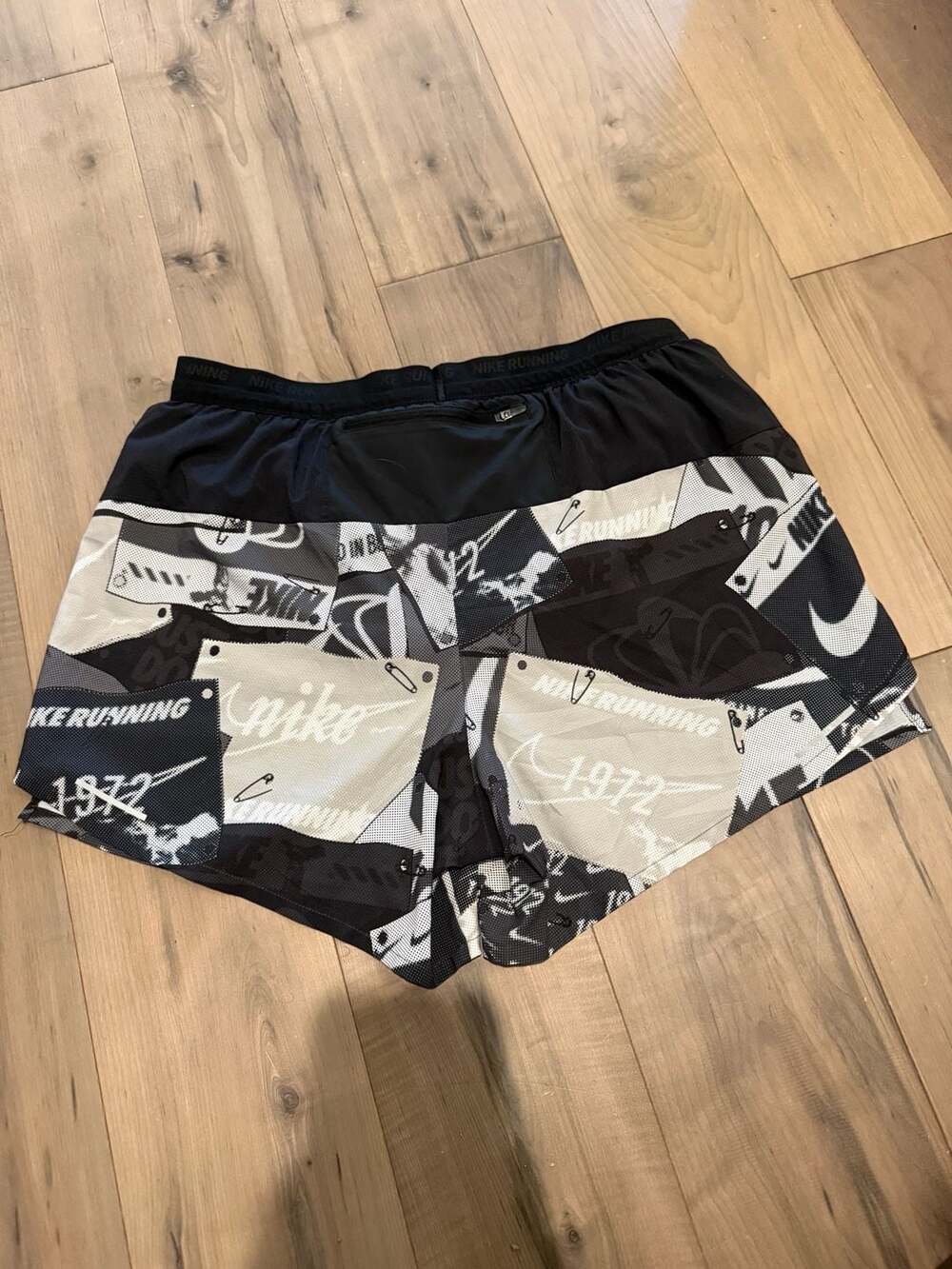 Nike Stride Run Energy Men's Dri-FIT 5" Brief-Lined Graphic Running Shorts - Picture 2 of 4